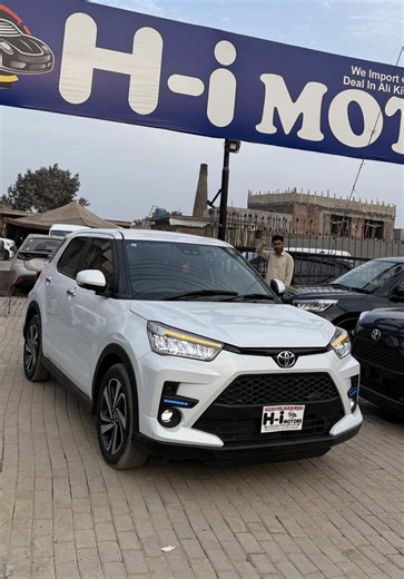 2021 Toyota Raize Z Package Review with 360 Camera