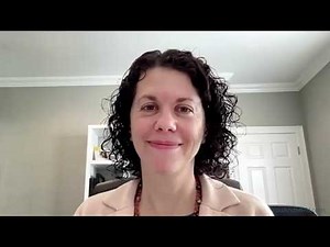 What are the risks with essential thrombocythemia (ET)?