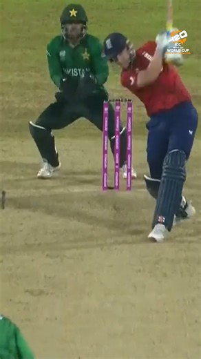 🔸 Harry Brook's exquisite shot 🤩 🔸 Jamie Overton's blinder in the deep 👊 🔸 Sahibzada Farhan's huge hit 😲 Vote for your Sobha Realty POTD from Day 4 of the #T20WorldCup Super 8 action 🗳️ https://www.icc-cricket.com/tournaments/mens-t20-world-cup-2026/potd | ICC - International Cricket Council