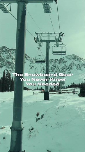 One piece of #wintergear you needed. The #camelbak Zoid #hydration Pack has a sleek profile, so you want even feel it on your back when cruising down the hill. #snowboard #fyp 🎥 IG/@justinroams