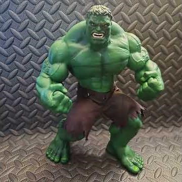 Huge Hulk Action Figure Yells “HULK SMASH!” 💚💥 | Darktoylord Toys