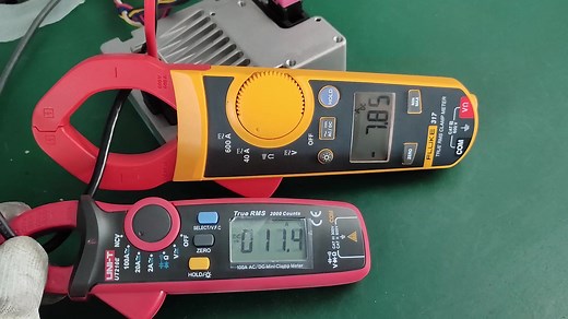 福禄克 优利德 钳形电流表实测