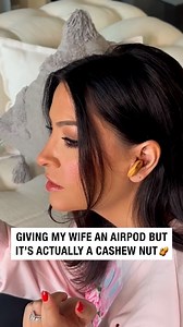 1.9M views · 13K reactions | Her face when she realised! AirPod Prank 藍 | HAMMY T.V | Facebook