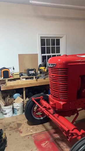 87K views · 2.6K reactions | #farmall #DIY #restore #thesmallenginekid #mechanic #work #farmtok #tractor #tractorpulling #garagelife #engineexpert #cartroubleshooting #mechanicadvice #fypシviralシ2025 #howto | The Small Engine Kid | Facebook