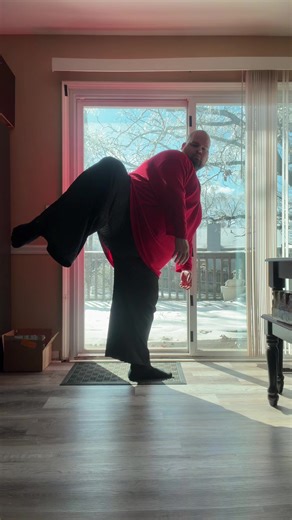 Hi hi #dancerscomeinallsizes #dance #dancer #flexible