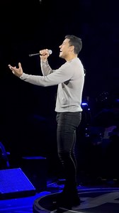 Solo tú y yo conocemos la historia, porque tú y yo la escribimos ♥️ #CarlosRivera deleitó a sus fans con sus más grandes éxitos en el Palenque de la Feria De Aguascalientes, donde cantó por más de 3 horas en una velada que quedará para el recuerdo. #FNSM2024 | QuiuboLeón