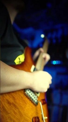 Playing a solo over a traditional minor blues backing track