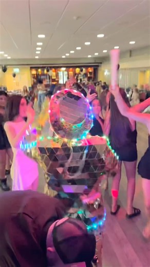 Tonight’s 13th birthday party 🥳 #13 #teenager #partydj #dancer #sax