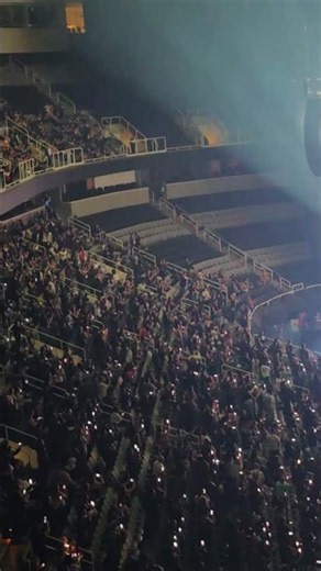 Los Fabulosos Cadillacs en San Jose SAP center cantando Matador, Mayo 2026