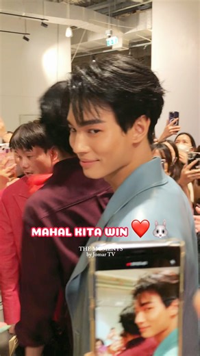32 reactions | UP CLOSE WIN METAWIN MOMENT IN BANGKOK  SUPER CUTE 殺 Mahal Kita Win ❤️ It was unplanned but the UNIVERSE brought us together UP CLOSE in the Grand Opening Event of EMSPHERE SHOPPING MALL in Bangkok Thailand last night, December 1, 2023. #WinMetawin #snowballpower #EMDistrictXWinMetawin #EMDISTRICTCALLINGTHEWORLD #EMQUARTIER #EMSphere #themomentsbyjomartv | ช่วงเวลา The Moments by Jomar TV | Facebook