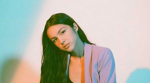 Olivia Rodrigo weighs in on her mom’s thoughts for the Driver’s License’ bridge