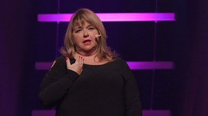 Quel plus beau cadeau de Noël que d'offrir le nouveau spectacle de Lise Dion, Chu rendue là! Un succès populaire ayant déjà vendu plus de 100 000 billets!! Pour toutes les dates de tournée, consultez le www.lisedion.com ! | Lise Dion page officielle