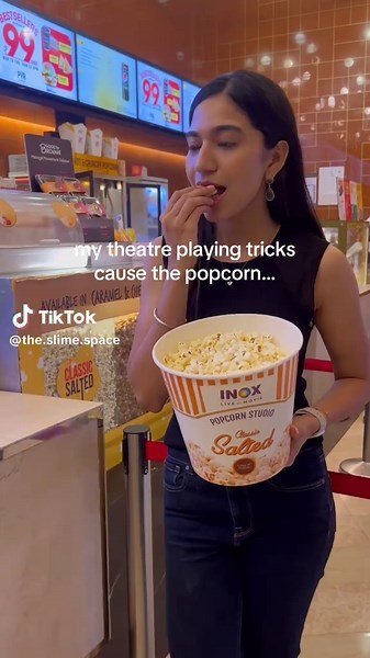 Halloween spirit never left them 🤯🤯🤯 #slime #fyp #movies #popcorn #clay