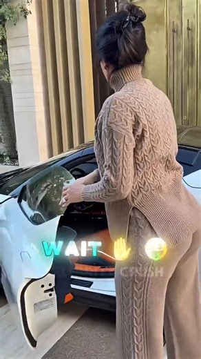 Georgina car price 🤑💎✨️#cristianoronaldo #georginarodriguez #cr7 #viral #shortsfeed #trending