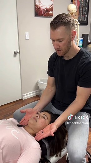 Understanding Military Neck and Chiropractic Solutions