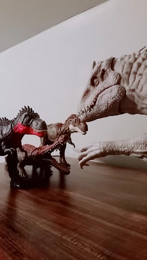 Big meaty claws!!! #spongebob squarepants #mrkrabs #tarbosaurus #indominusrex