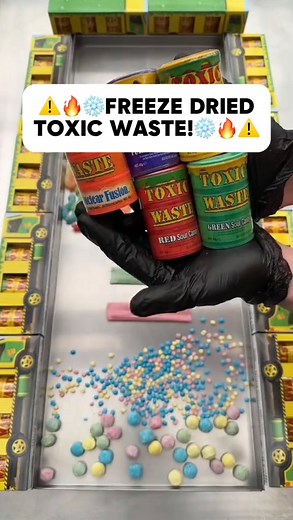 21K views · 91 reactions | ❄️⚠️Let’s make a Freeze Dried Toxic Waste tray!⚠️❄️ #reels #viral #satisfying #asmr #explorepage #candies #freezedried | Poppin Candy | Facebook