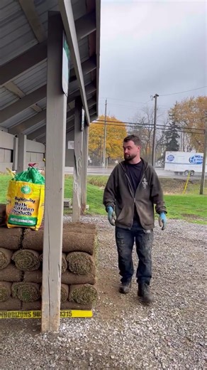 Don’t worry, the snow is melting away, and you can finish those late fall projects soon! 🍂🍁🙌 Our walk in special of 10 rolls (100 sq ft Premium Bluegrass Sod) and 1 Small Tote of Natures Blend soil is still ON SALE. 😃 Perfect bundle for anyone with patchy or worn-out spots in their yard. Why you need this Lawn Repair Kit NOW? 👇 • Fall is one of the best times to repair your lawn. Cooler temps mean less stress. • Soil stays naturally moist, so the sod establishes faster. • You fix bare spots