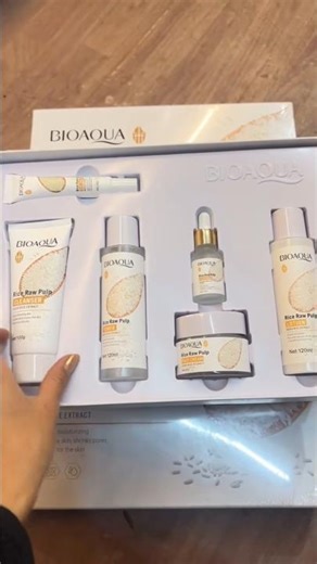 Bioaqua facial kit in Just 1000rs ✨ let's see what we have inside. 💰🐾 #quickorder #trending #bioaqua
