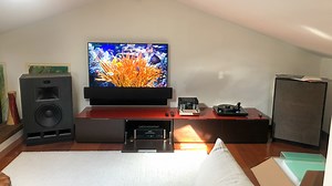 35K views · 756 reactions | Oggi abbiamo consegnato un bell'impianto: Klipsch CORNWALL IV, McIntosh MA252, MCD350 e MT2. Eravamo inizialmente incerti sul posizionamento (sempre difficile l'acustica delle mansarde) ma la resa finale è stata davvero ottima. A fine video anche una breve prova-audio. | Audiocostruzioni | Facebook