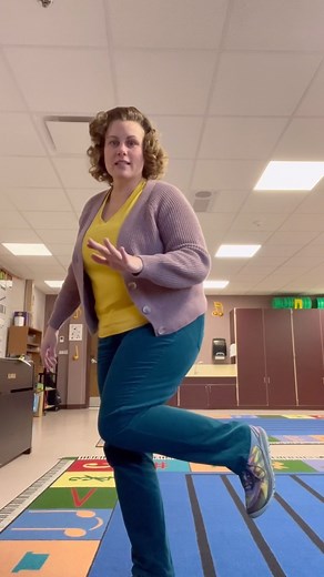 22K views · 1.4K reactions | When it’s freezing outside, dress in the brightest colors possible, and bring your own #sunshine this is TYPE B #teacher #fitcheck #ootd #winter is here #fall #colors #autumn | That Midwestern Mom | Facebook