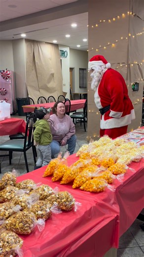 Santa has flown all the way from the North Pole and has made it for day 2 of A CEO Holiday! He will be here until 8pm! Take some time out of this snowy day to come and day hi to Santa 🎅 We have lots for your family to do to today! Santa and letter writing🎅✉️ Hot Chocolate ☕️ Carnival games 🎟️ Craft activities ❄️ Popcorn 🍿 Karlie Bakeshop with baked goods 🍪 Fabulous Faces with balloon creations and face painting 🎨🎈 See you here! | Adams County CEO