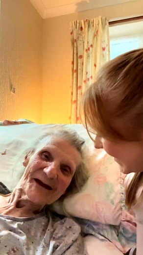 #family #familyfunny #funny #memes #fun #fyp #humor #HealthyHolidays #ornament #asmr #satifying #everyone #viralreels #nightphotography #love #kungfupanda #BeckyG (126) | Vincent Steven