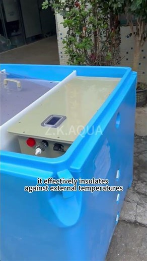 The 2000L live fish transportation tank is equipped with a 30-hour air oxygen supply system.