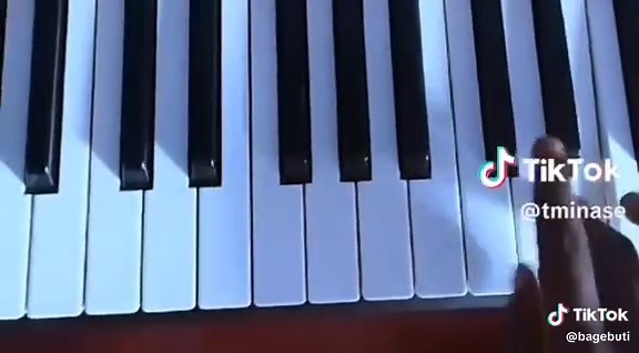 Keyboard Training Tips for Piano Players