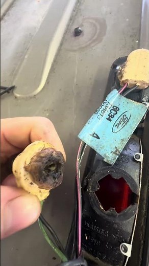 3rd brake light not working on ford f-150 #mechanic #mechaniclife #carrepair #car #ford