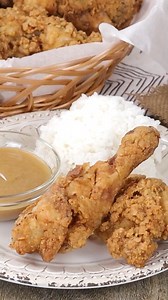 46K views · 368 reactions | Crispy Fried Chicken brings you joy? It's easy and more budget-friendly to make at home! Try this recipe with a Filipino twist for juicy and crunchy chicken the whole family will love! #friedchicken #filipinofood #reels | Kawaling Pinoy Recipe Blog | Facebook