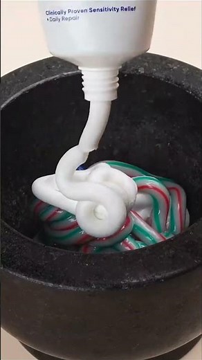 Satisfying DIY mixing toothpaste into face mask🦷 #shorts #satisfying #asmr #facemask #asmrfunny #fyp