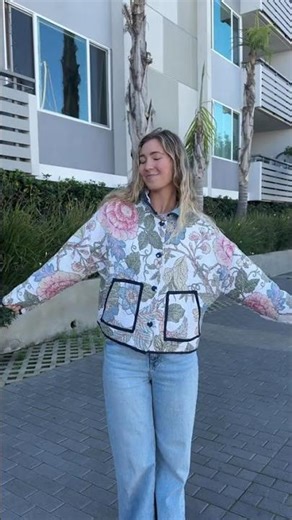 My February makes 1. Reversible Dotti jacket (link in bio) 2. #Shorts #sewnbyelisabeth