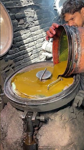 Mastering the Craft of Thread Dyeing | Tips, Tricks & Full Process