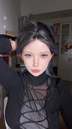 Hyper-real doll makeup | Blue eyes effect …😱👩🏻‍🦲 #makeuptutorial #creativemakeup #makeuplook #glammakeup #makeupchallenge