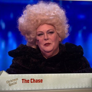 Pull up a chair and roast some chestnuts as Bradley Walsh hosts a very special festive edition of The Chase. IND: 18:30, MALTA: 19:00, THAI: 20:00, KSA/TWN: 21:00, UAE: 22:00 | ITV Choice