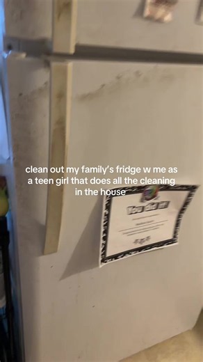 fridge cleaning video!! :) #fyp #blowthisup #cleaning #viral #relatable