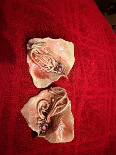 Signed KORDA ©1984 Shell Earrings Pink Coral Swirl Appliqué Fuchsia Rhinestone Gold Tone Statement Stud Post Vintage 80s (662) - Etsy