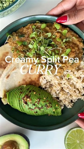 Creamy Yellow Split Pea Curry. Save the recipe below and share it with someone who loves pulses 😉