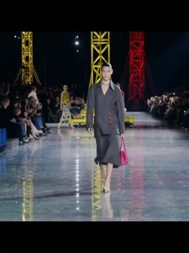 Modelfashion Com Luiza Perote no Canal Chanel