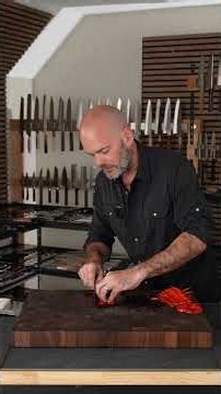 How to chop a bell pepper with a Masutani VG1 Nakiri Japanese Knife
