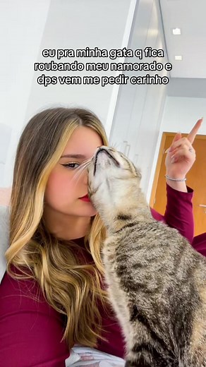 Quem é você? luara tiktok - Gata roubando meu namorado