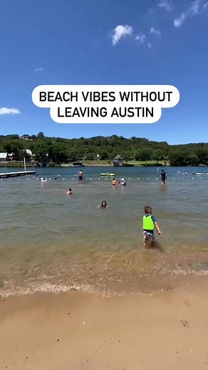 BEACH VIBES IN AUSTIN! 😎🏖️Emma Long Metro Park has a little beach area with soft sand and shallow water. 🏖️ there are also two piers, if your kids want to practice their cannonballs🏖️there isn’t really any shade at this part of the park; bring a hat, some sunscreen and shade tent🏖️bring water shoes! the sand can get hot and parts of the water can be slippery.🔔Emma Long is busiest Friday-Sun and these passes usually sell out. Get your pass online in advance!🔔SAVE MONEY: it’s less busy (and