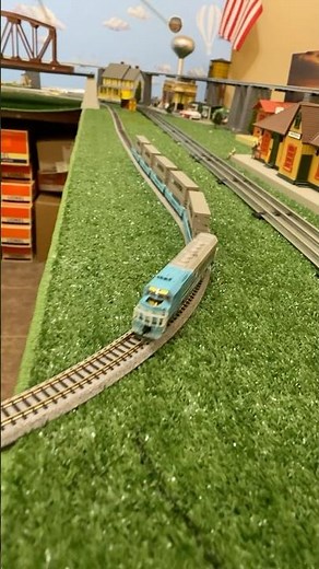 Epic N Scale Action! BNSF SDP40F Maersk #6976 Hauls a Massive Double Stack Container Train! 🔥
