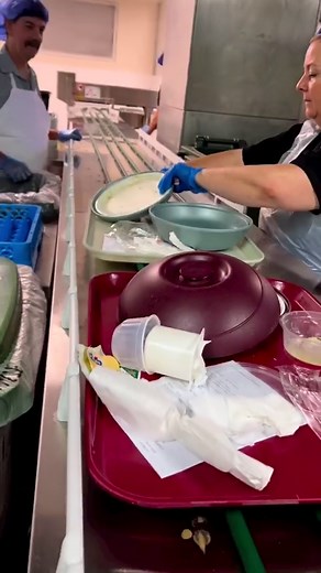 The PA Hospital Kitchen is now a quieter, cooler place to be thanks to its newest appliance! Churning through over 3.5million pieces of cutlery and 5.5million plates, bowls and lids, the new dishwasher has already been put to the test! More sustainable, faster and easier to use, the Meiko MiQ is already getting a big thumbs up from the team. | Metro South Health