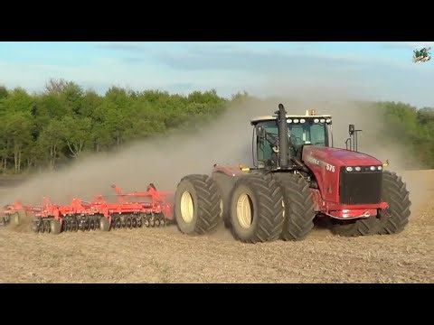 Versatile 575 Tractor Video Mix