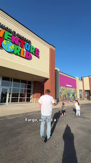Chuck E. Cheese Adventure World West Fargo: hours, prices & tips