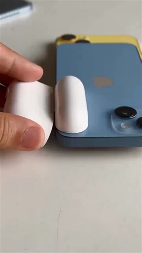 An interesting fact is that Apple uses the same corner rounding radius for most of its products, including the iPhone, iPad, Mac, and Apple Watch. | CopyTrans