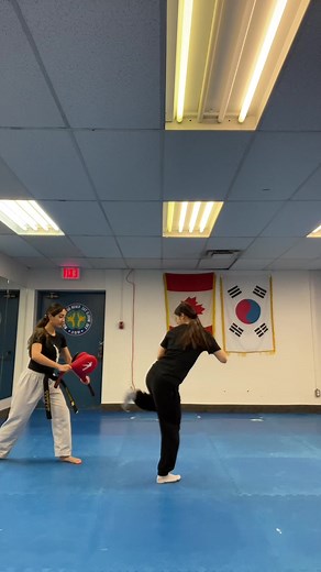 Learn the Back Kick with Jennifer | Fighting Stance Tutorial