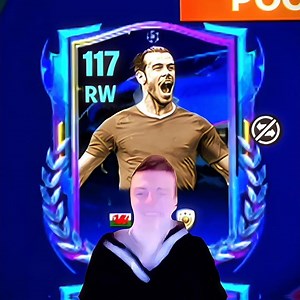 Bale is here I need him🤯